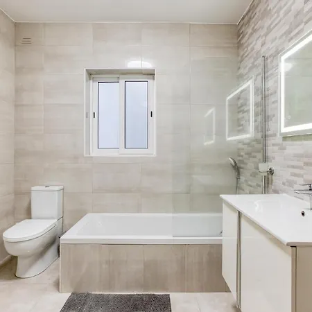 Stunning 3br W/country View In M'scalak By 360 Estates *