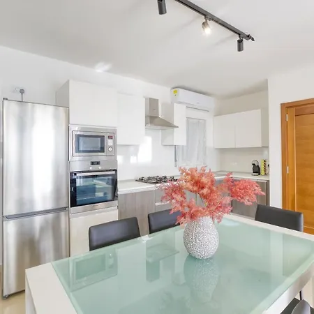 アパート Stunning 3br W/country View In M'scalak By 360 Estates マルサスカーラ