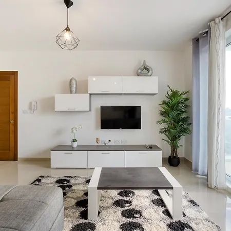 Apartament Stunning 3br W/country View In M'scalak By 360 Estates Marsaskala